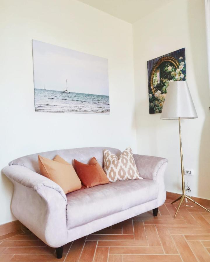 Bellevue Apartment With Ac & Heating & Terrace Budapeste Exterior foto